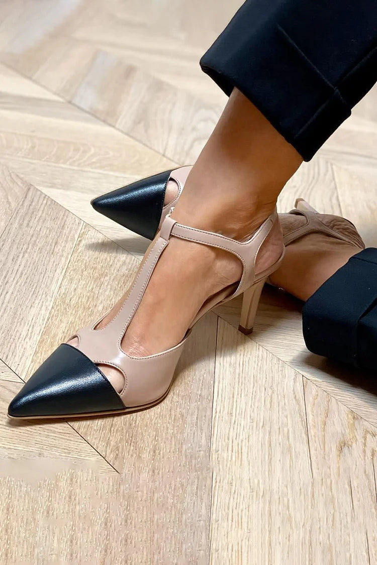 Two-tone pumps with strap