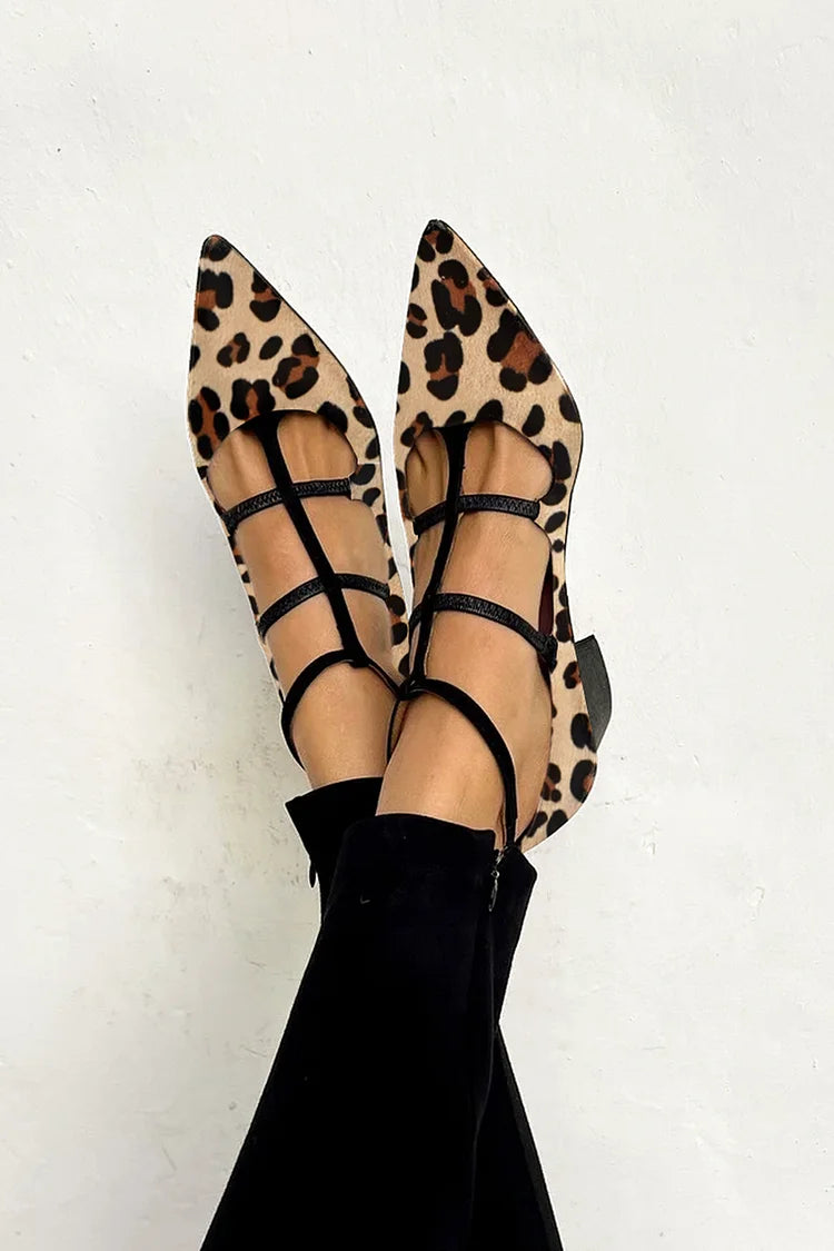 Ballerina with animal print and straps