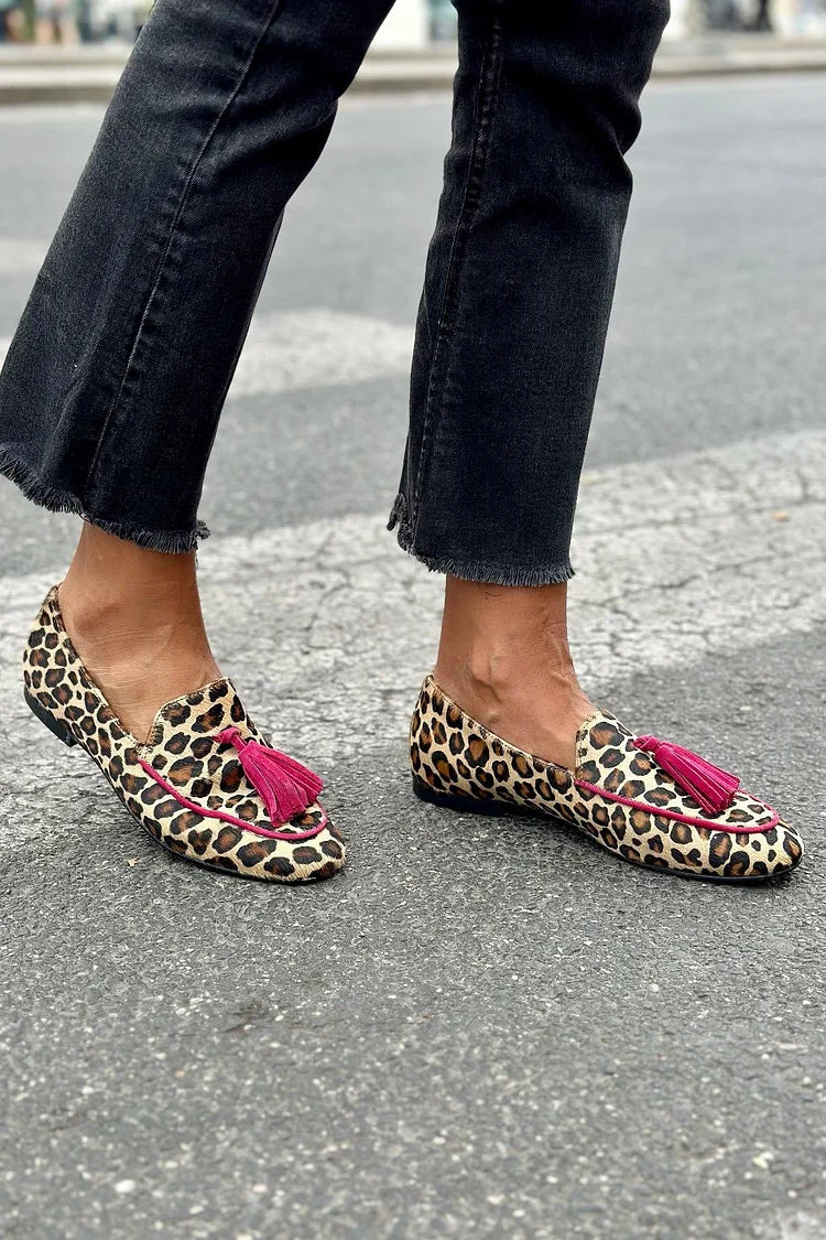 Loafer with Animal Print and Fuchsia Fringes