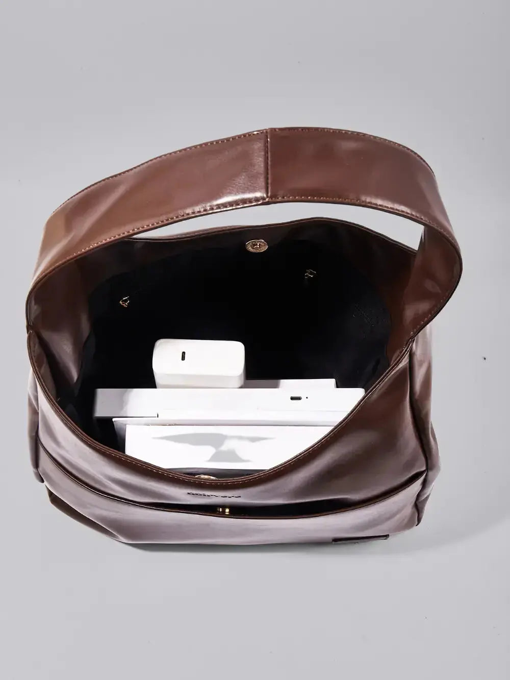 Noir Essence Bag