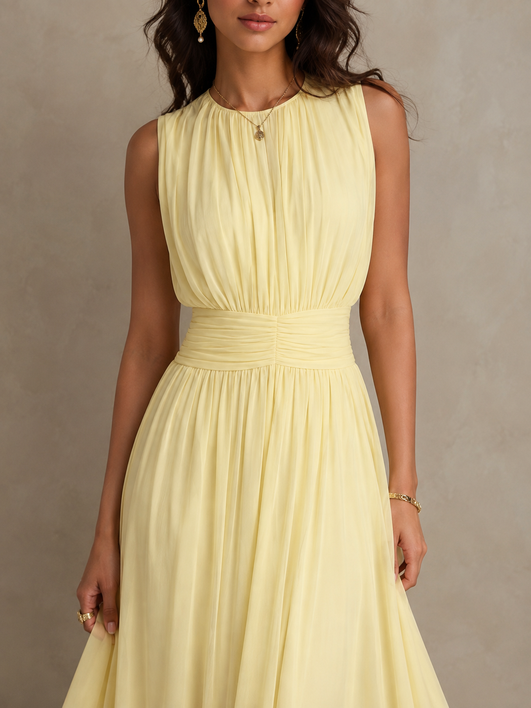 Isabel | Roxanne Maxi Dress with Ruched Waist and Sleeveless Design