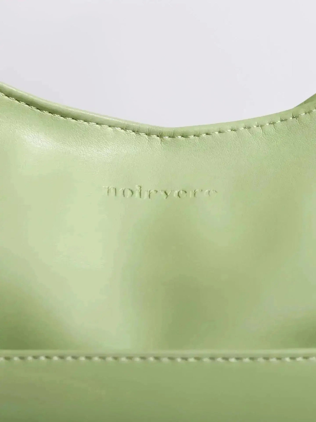 Noir Essence Bag