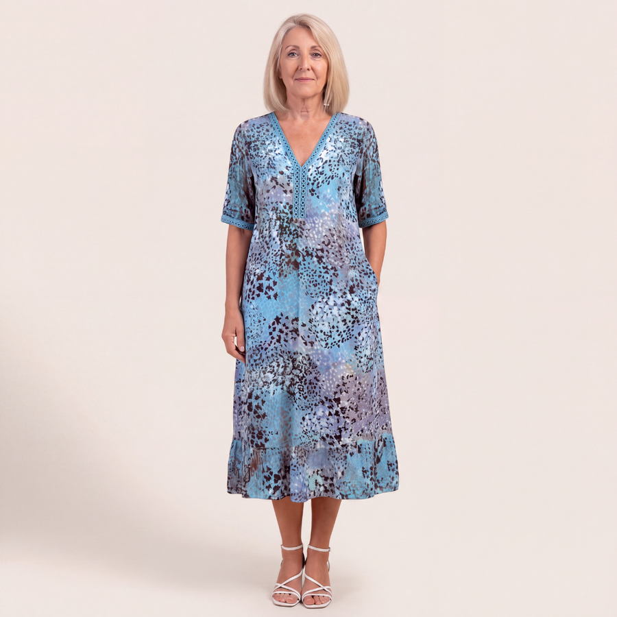 Isla | Light and Flowing Dress with a Flattering Cut