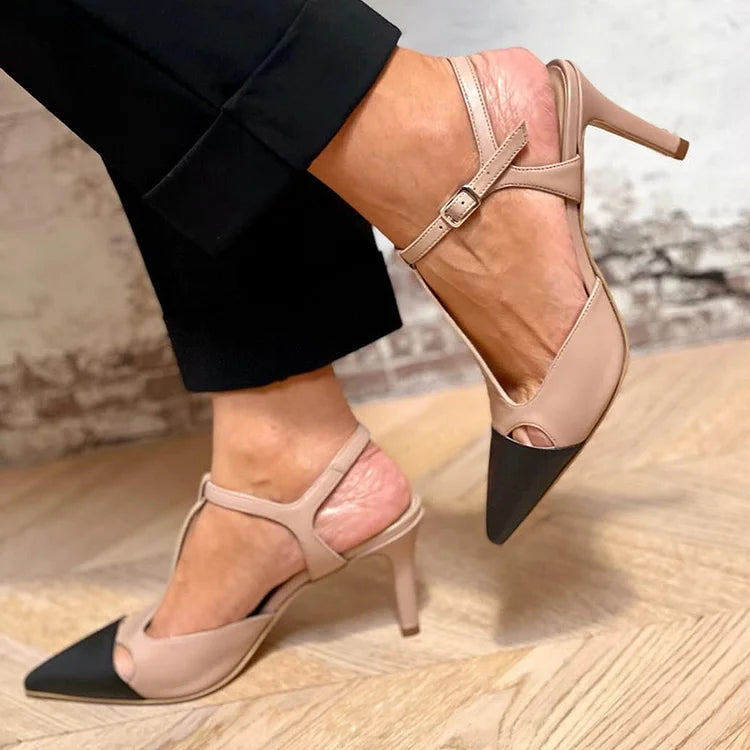 Two-tone pumps with strap