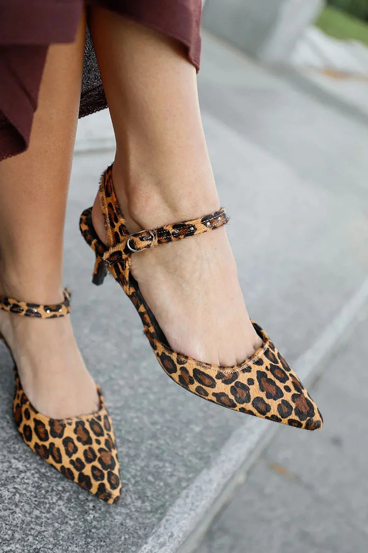 Pointed Ballerinas with Strap