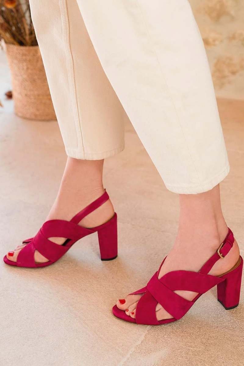 Metallic Crossover Slingback Sandals with Block Heel