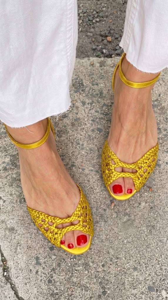 Elegant Low Open-Toe Woven Cut-Out Sandals with Ankle Strap
