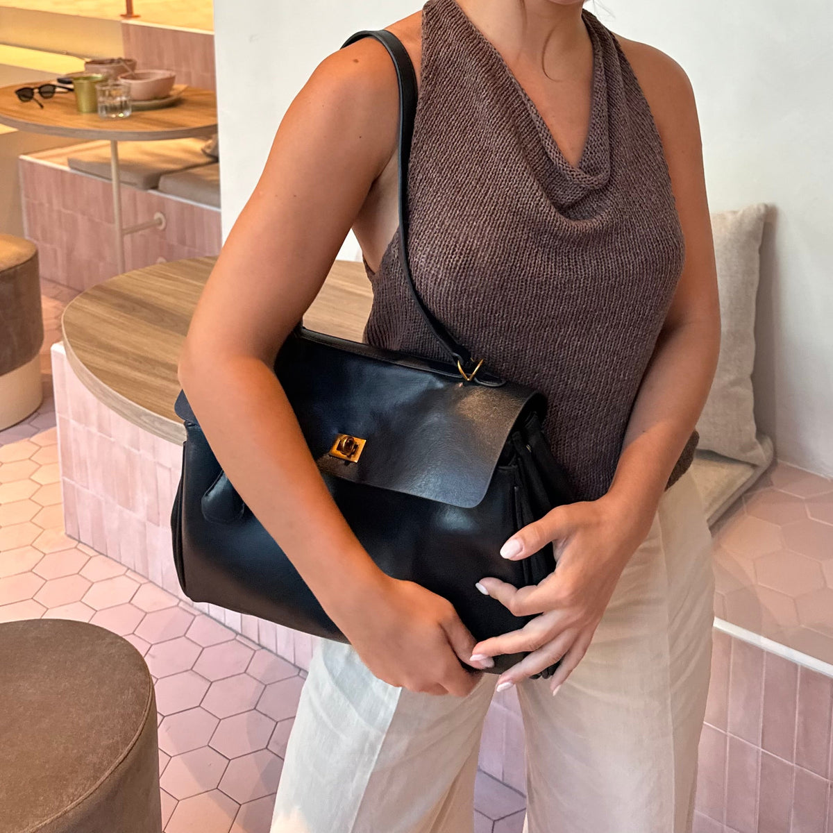 Carla Vintage Black
