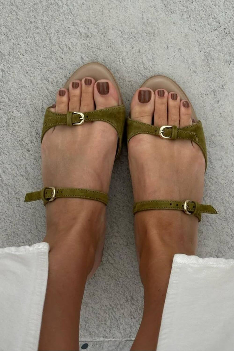 Suede sandals with double buckle and open toe