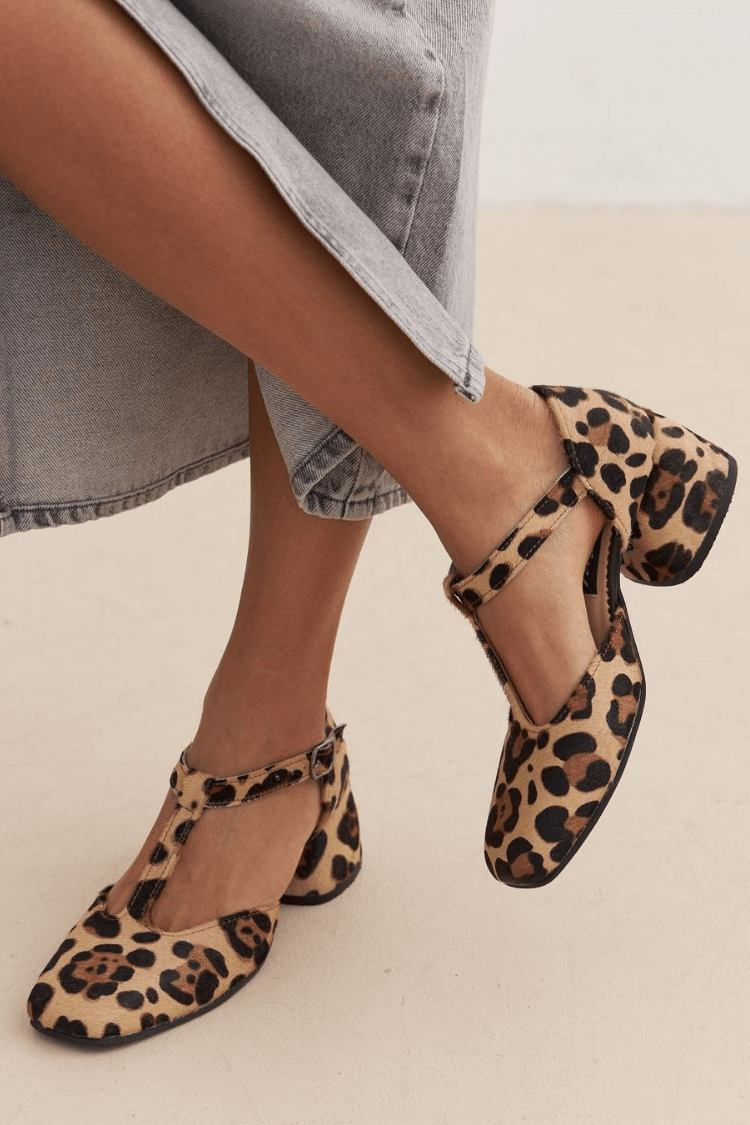 Shoes with Animal Print and T-Strap