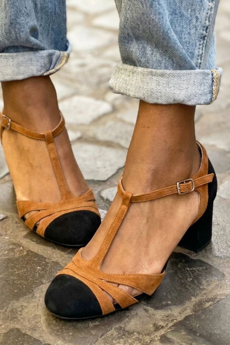 Wide cut-out colour block Fuchsia heels with buckle and T-strap
