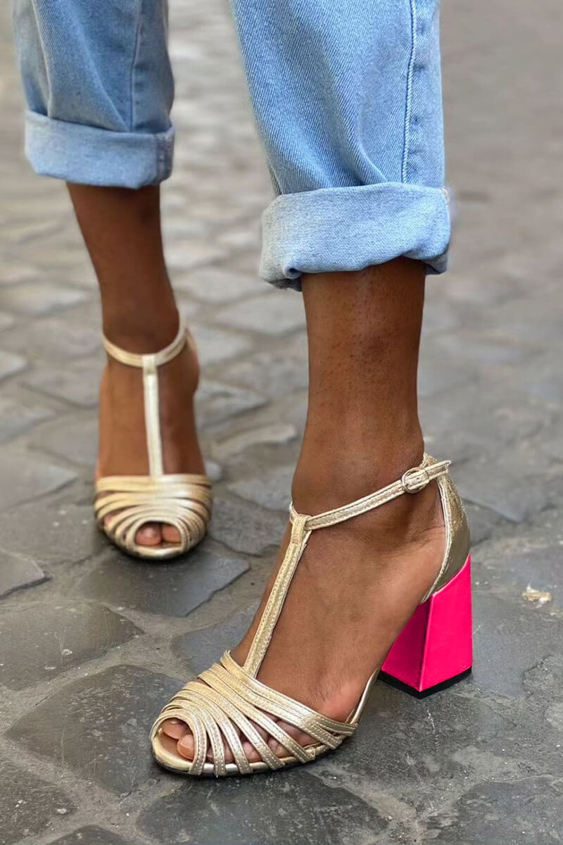 Wide peep toe heels with buckle, T-strap and straps