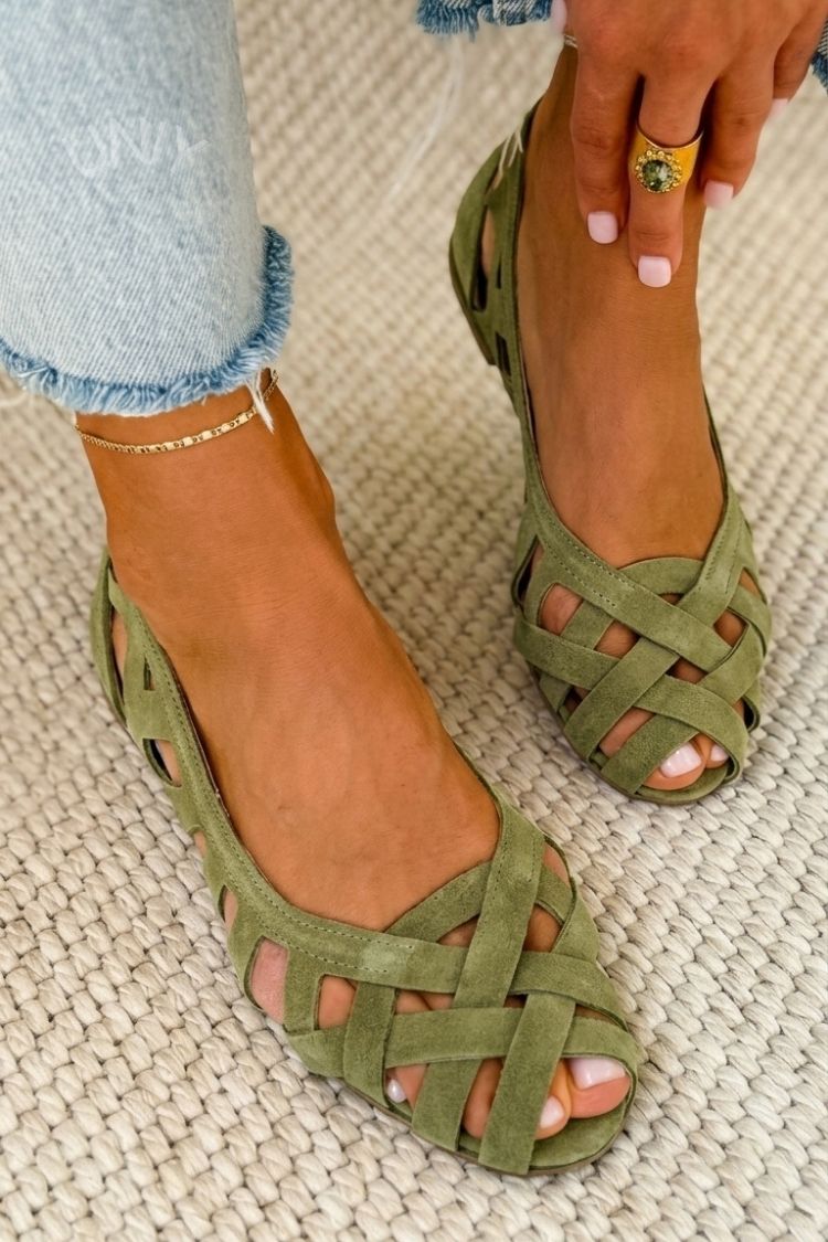 Casual Low Open Toe Woven Sandals with Crossed Straps