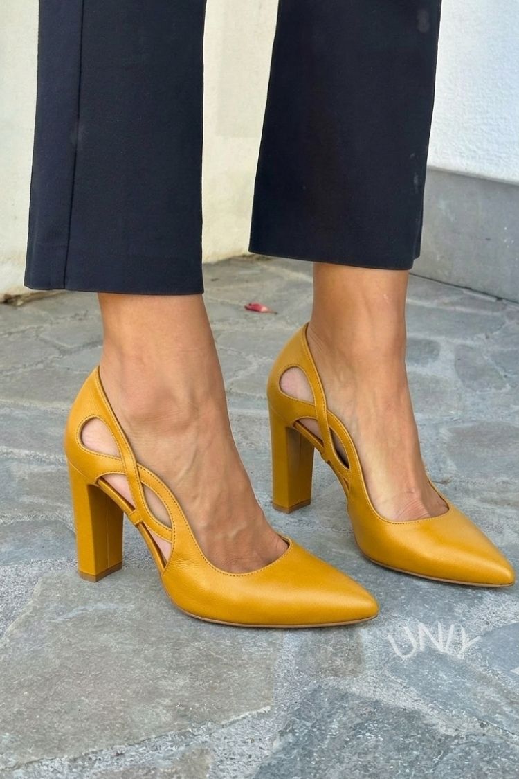 Pointed toe faux leather court shoes with block heel