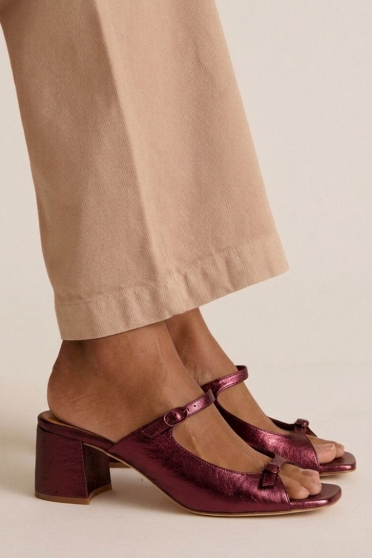 Wide Heeled Cut-Out Colour Block Slingbacks Gold