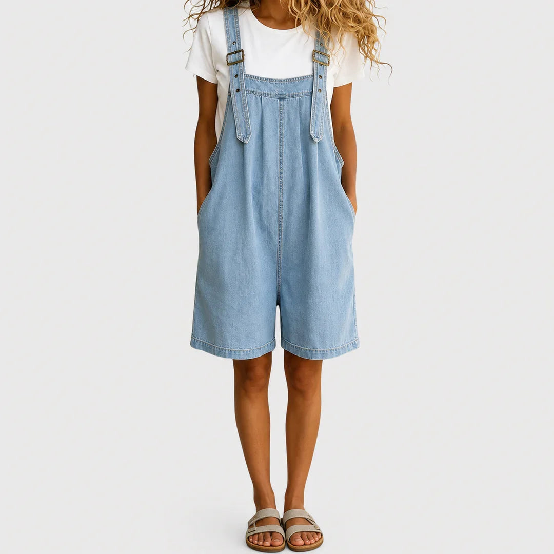 Mariela Short Overall with a Wide and Comfortable Cut