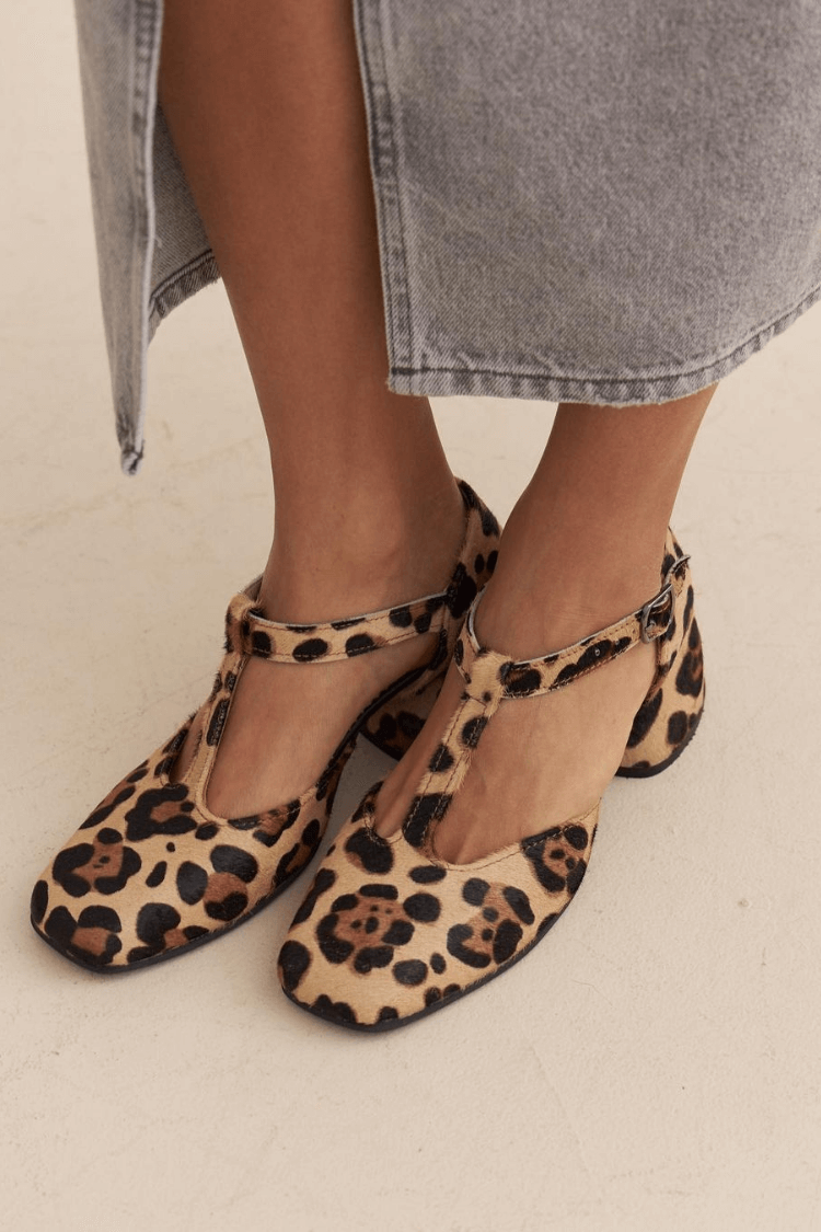 Shoes with Animal Print and T-Strap