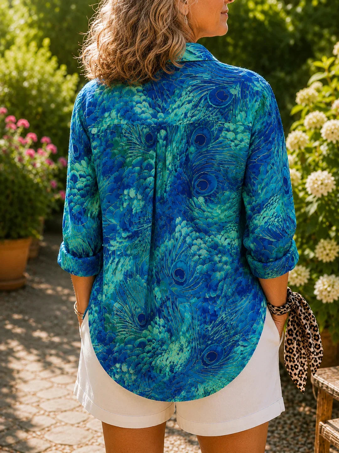 Lisa blouse with peacock print