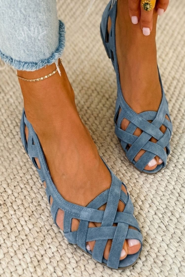 Casual Low Open Toe Woven Sandals with Crossed Straps