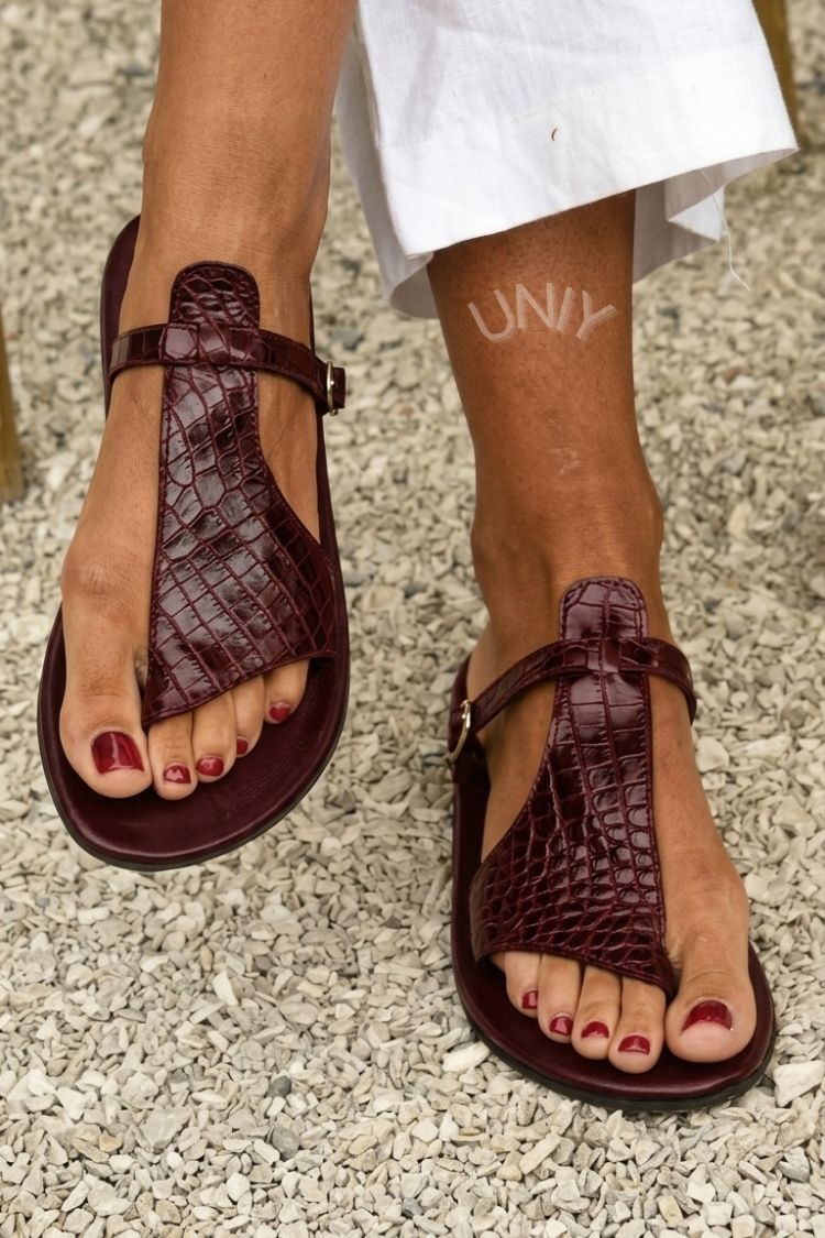 Crocodile Effect Flip Flops with Strap and Buckle on the Instep