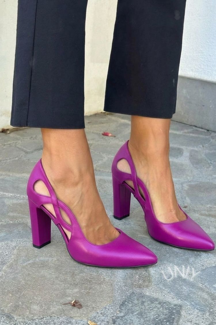 Pointed toe faux leather court shoes with block heel