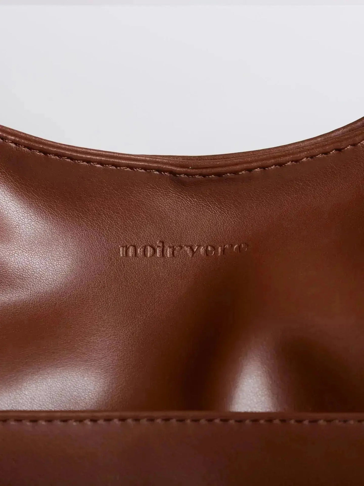 Noir Essence Bag