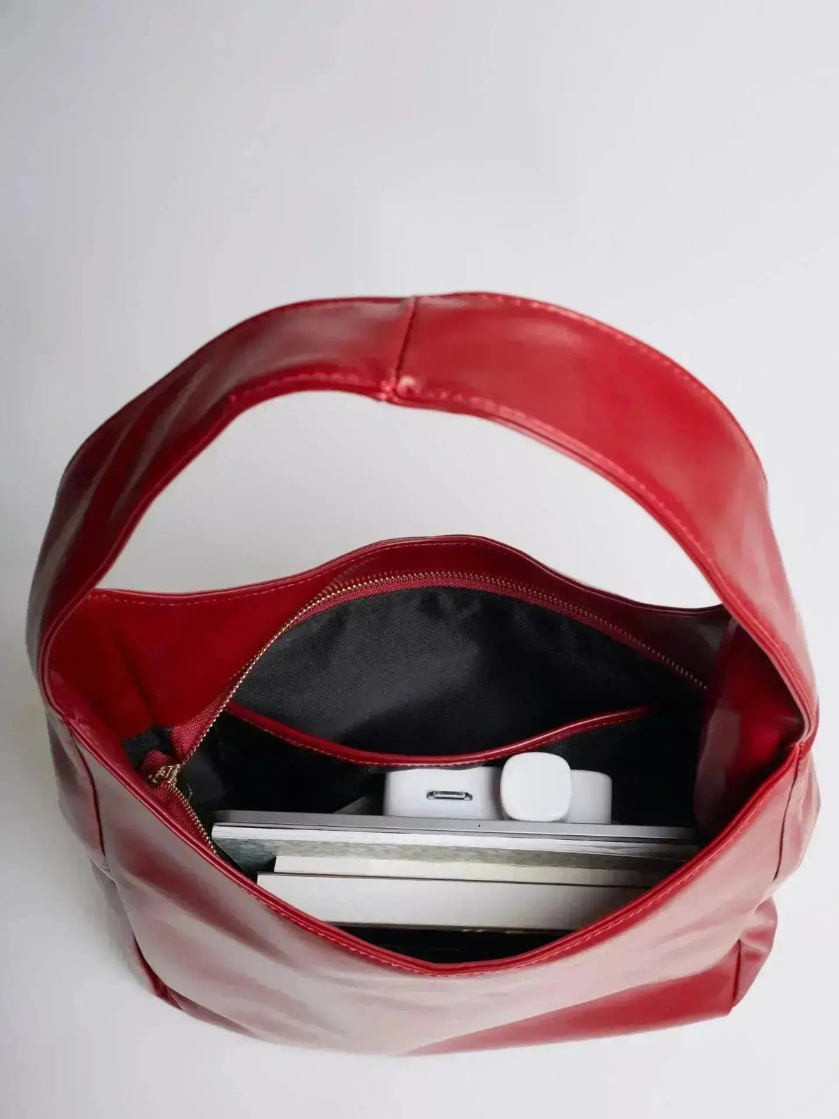 Noir Essence Bag