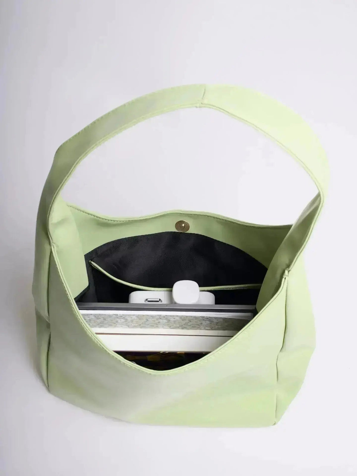 Noir Essence Bag