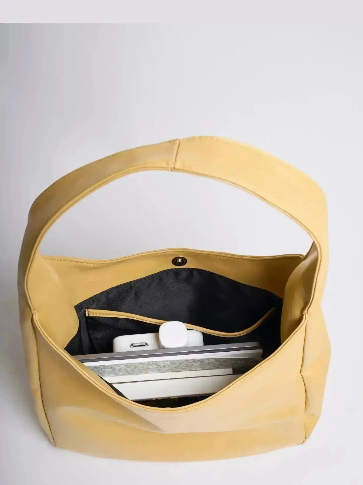 Noir Essence Bag