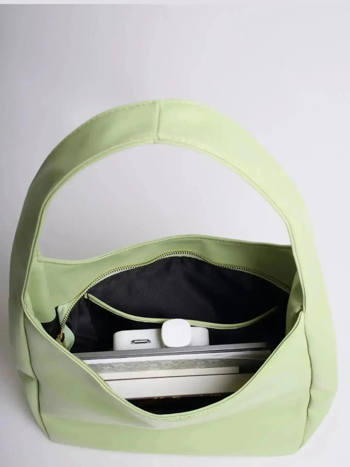 Noir Essence Bag