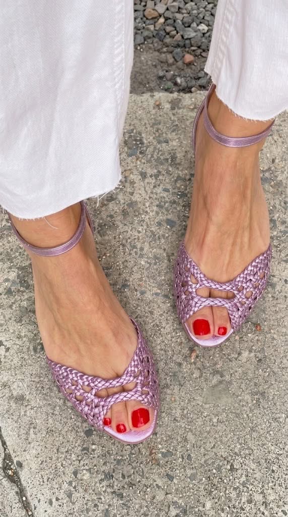 Elegant Low Open-Toe Woven Cut-Out Sandals with Ankle Strap