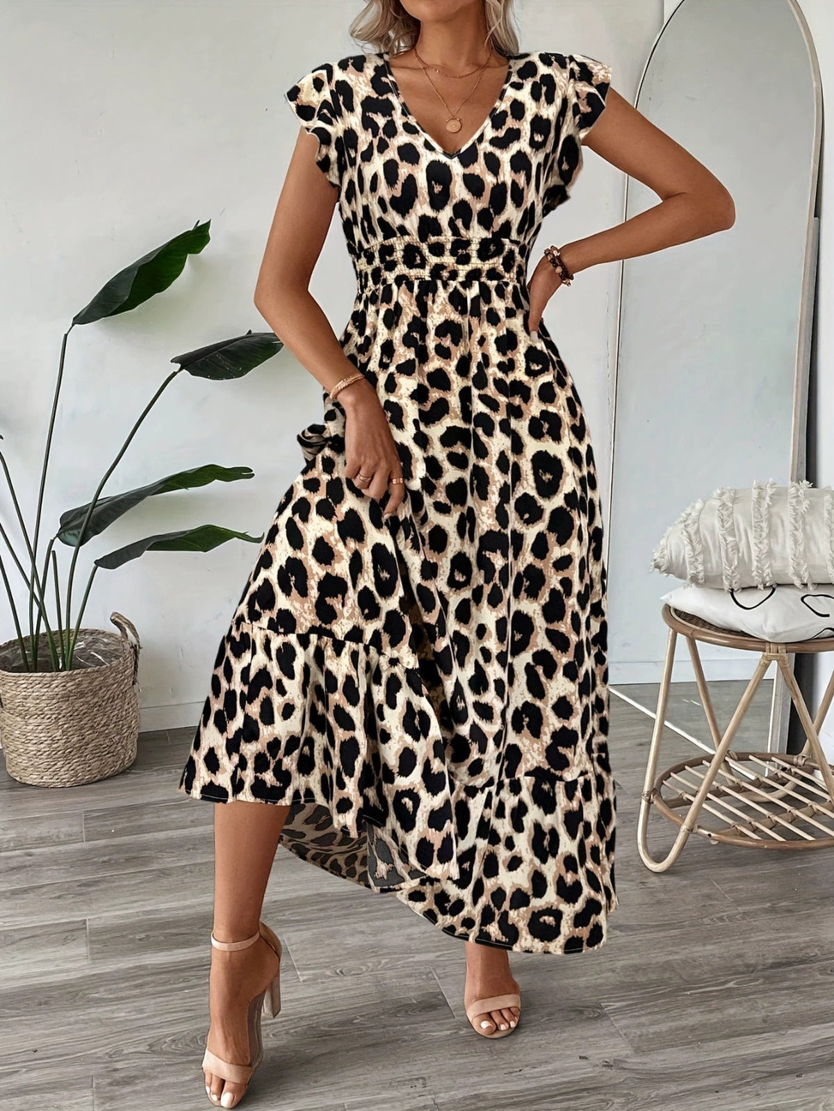Candela | Baroque Maxi Dress with V-Neck