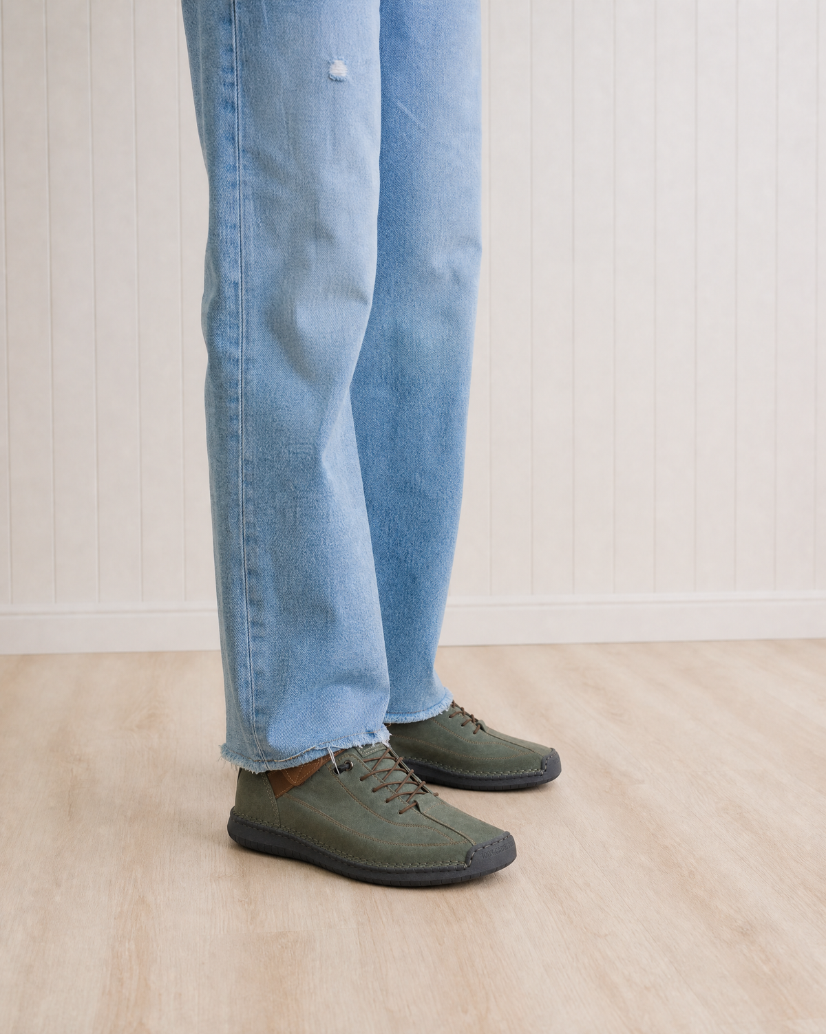Hazel Cushioned Comfort Sneakers