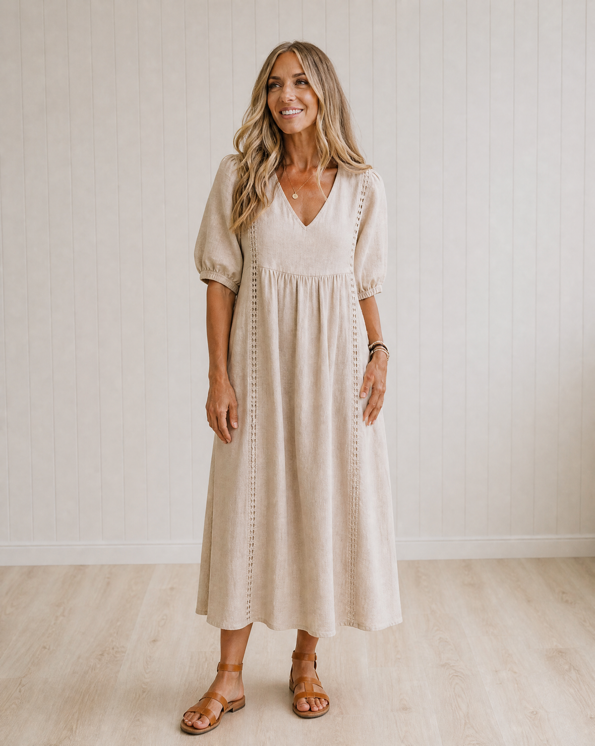 Sefi Midi Dress with Detail and V-Neck