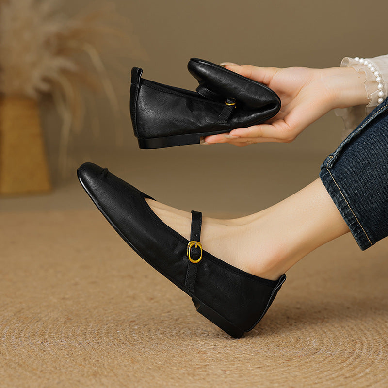 Wani | Flats