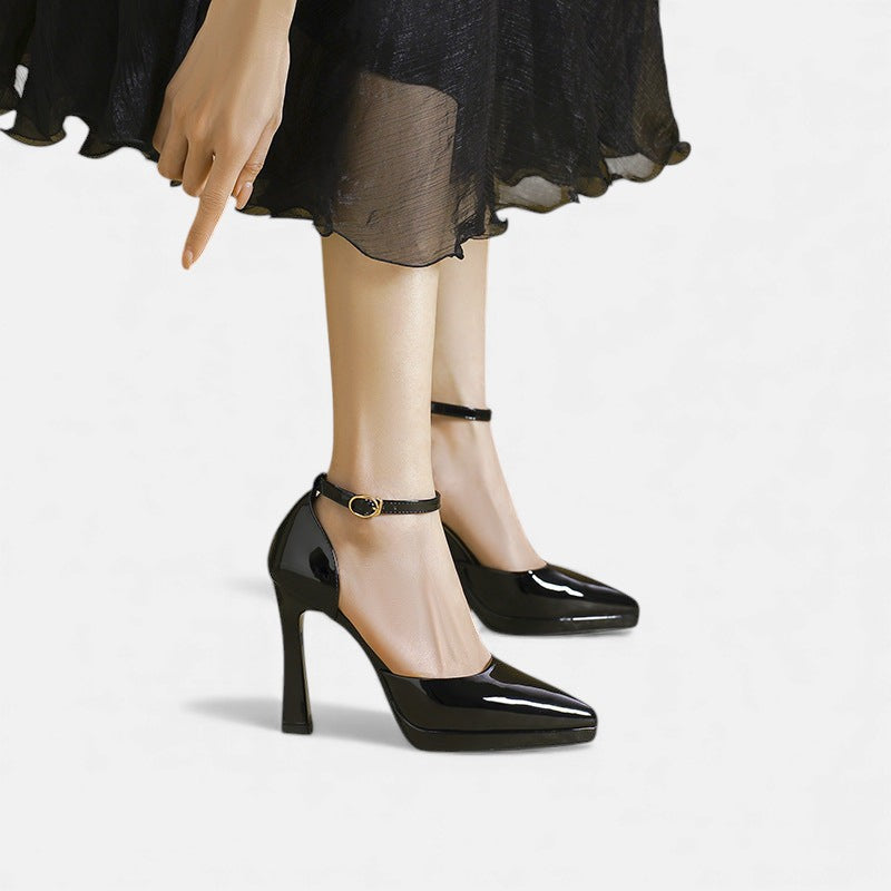Evette Heels