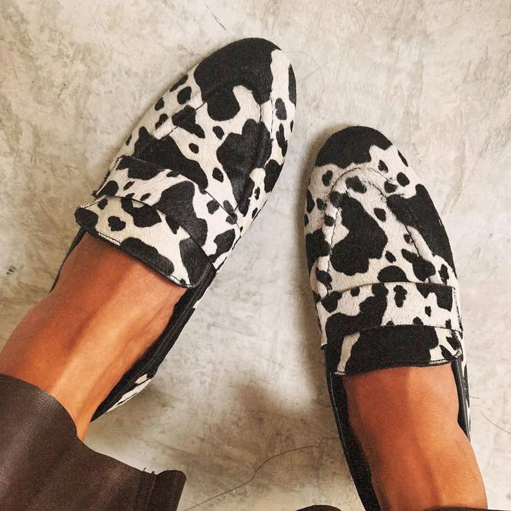 Elegant Loafers with Animal Print