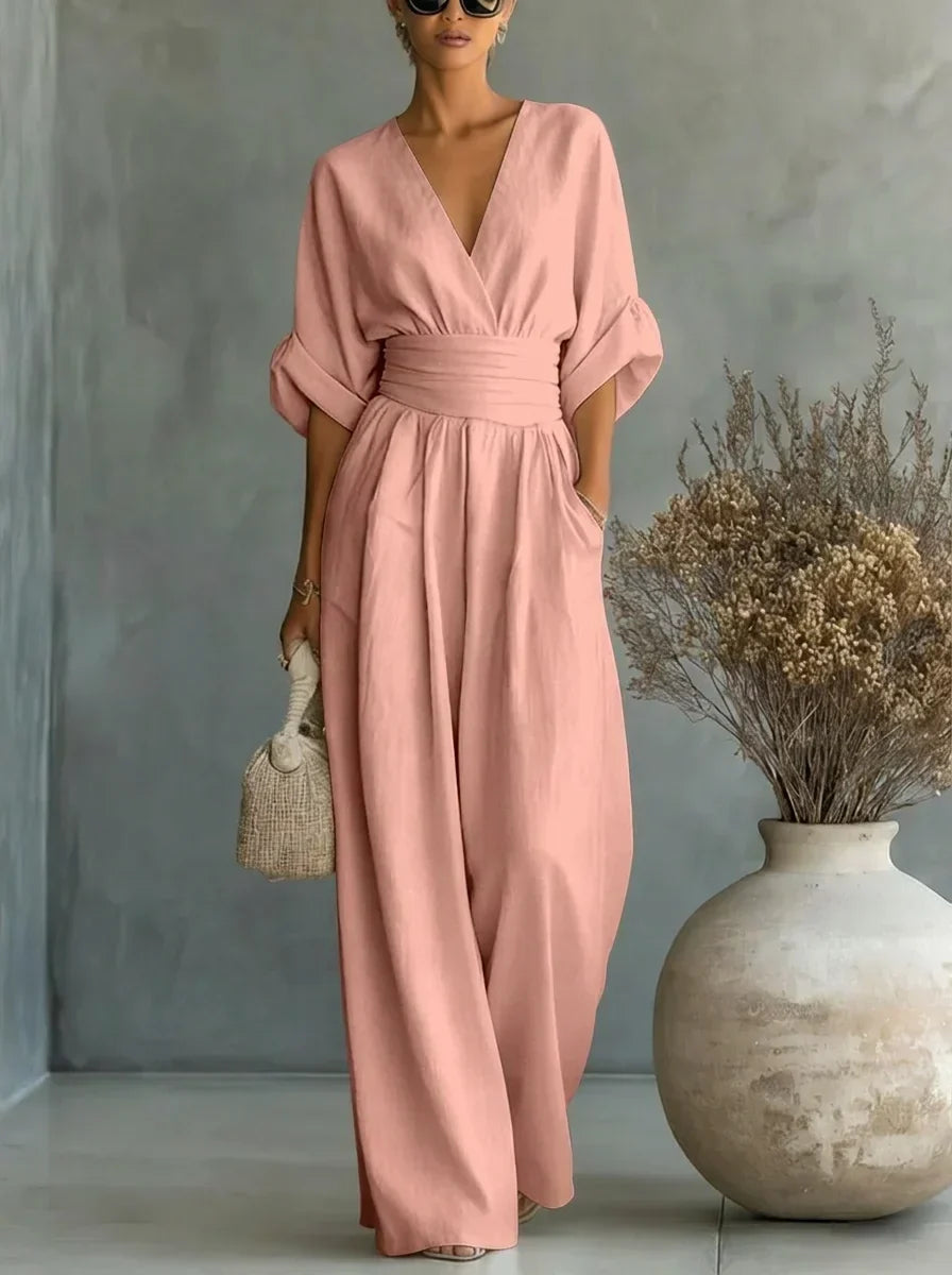 Leandra Essential Mono with V-Neck
