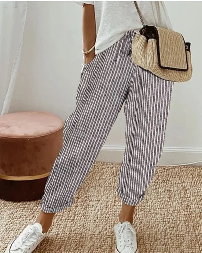 Léa | Casual Light Shorts with Elastic Waist