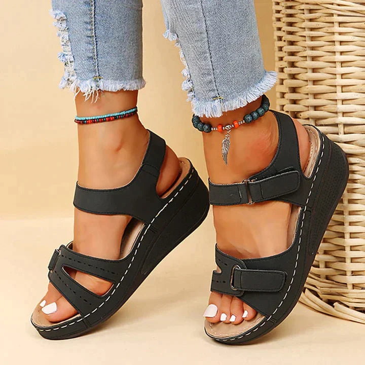 Cassandre | Comfortable Orthopaedic Sandals with Heel