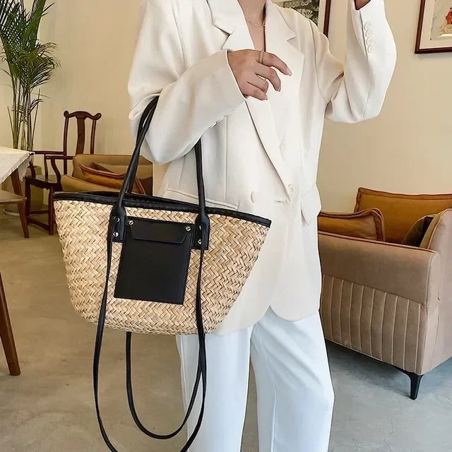 Torborg | Elegant Woven Bag with Contrast Accents