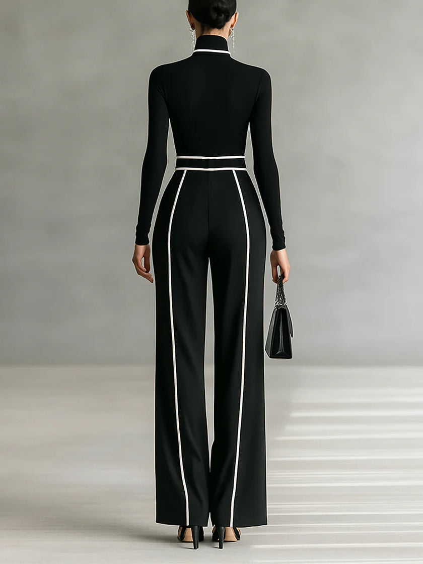 Vera | Elegant set with contrast detail
