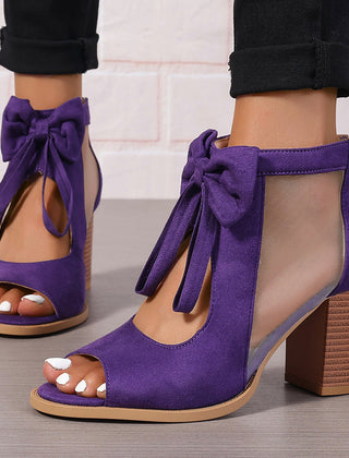 Chic Heel Sandals with Bow