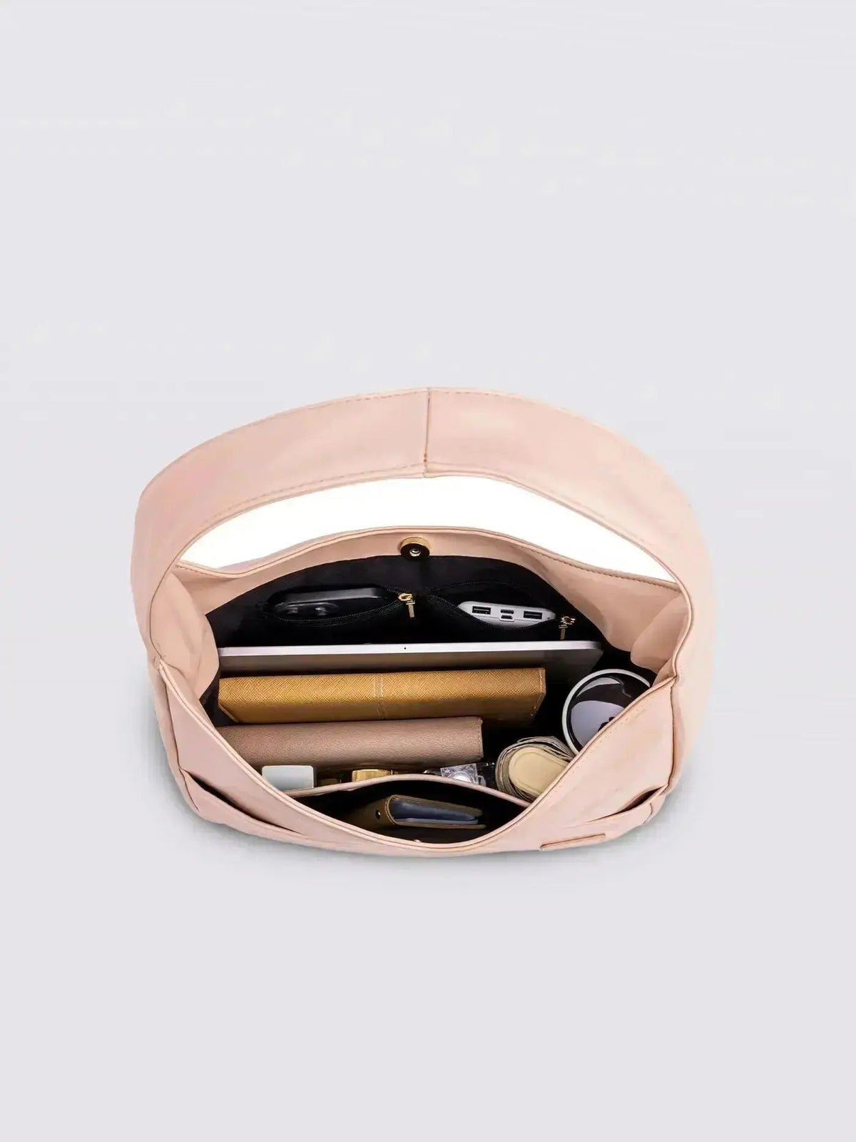 Noir Essence Bag