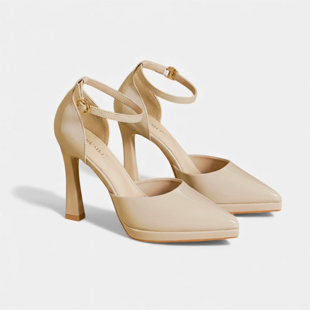Evette Heels