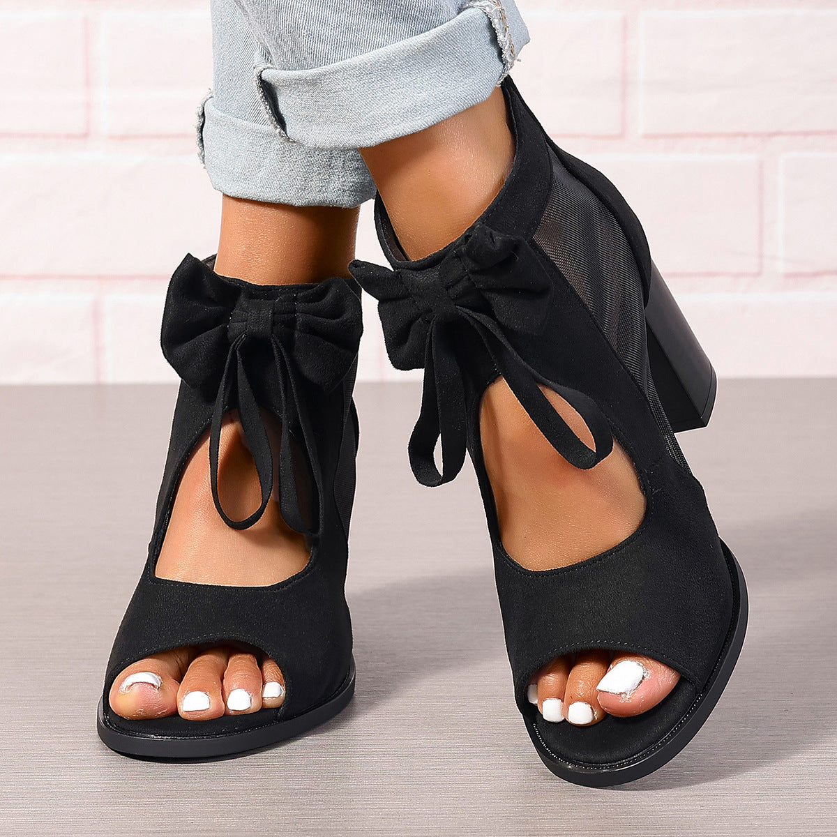 Chic Heel Sandals with Bow