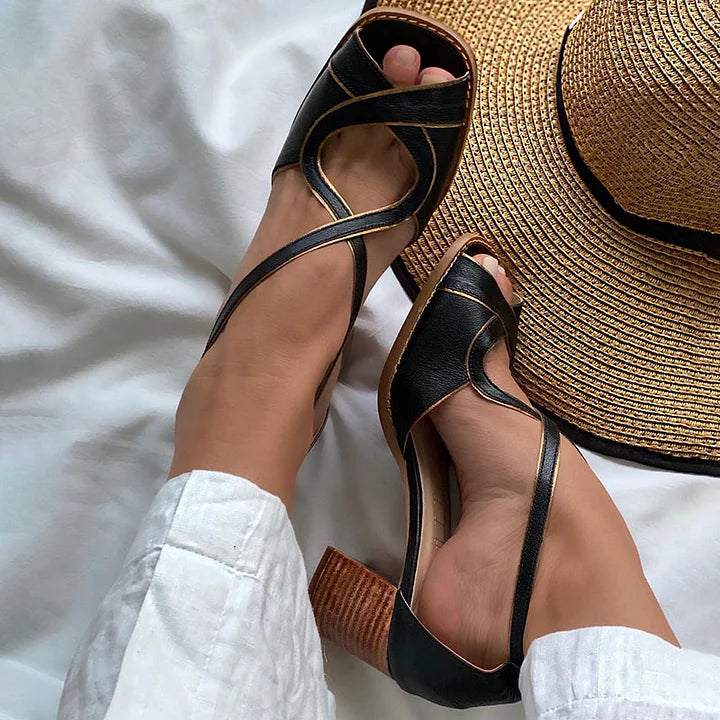 Elegant sandals with crossed straps
