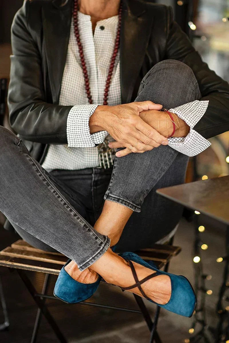 Pumps with Crossed Straps