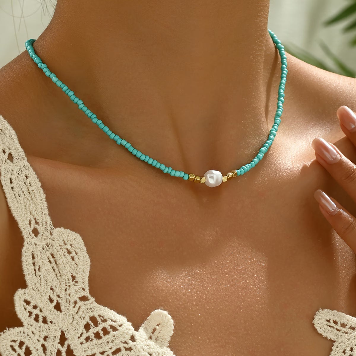 Minimalist Necklace with Turquoise and Pearls