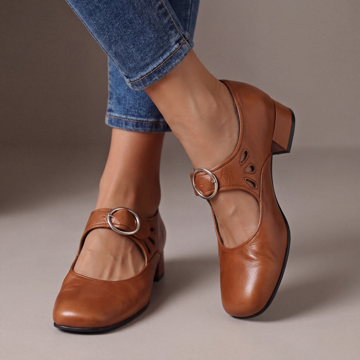 Giuseppina | Court Shoes with Strap